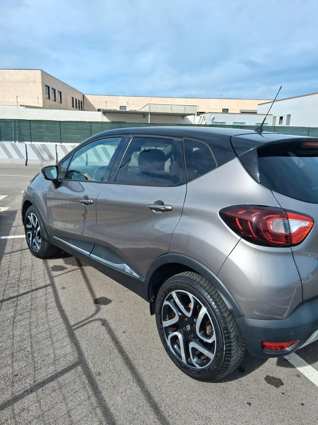 Renault Captur dCi 8V 110 CV Start&Stop Energy Excite