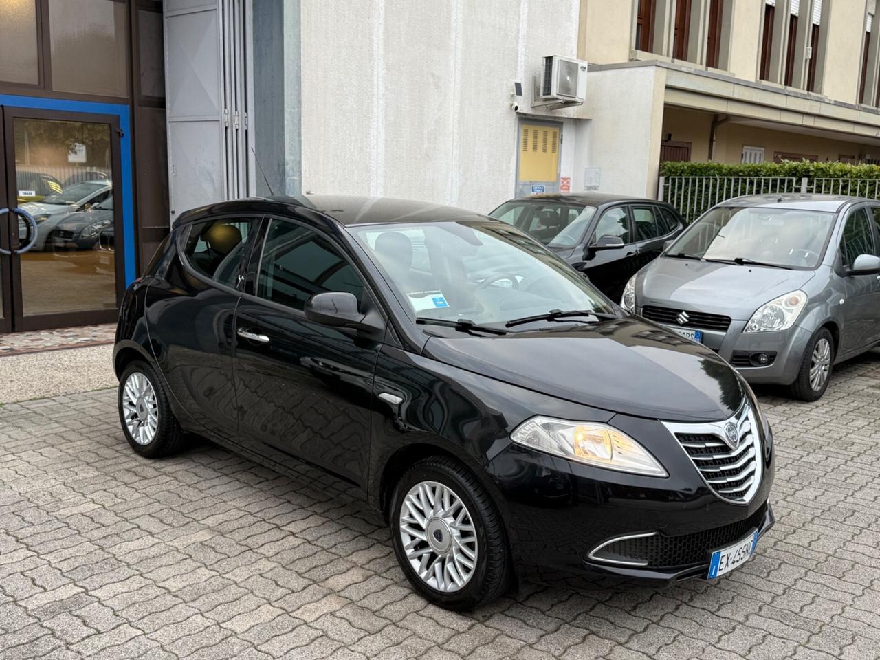 Lancia Ypsilon 1.2 69 CV 5 porte Elle
