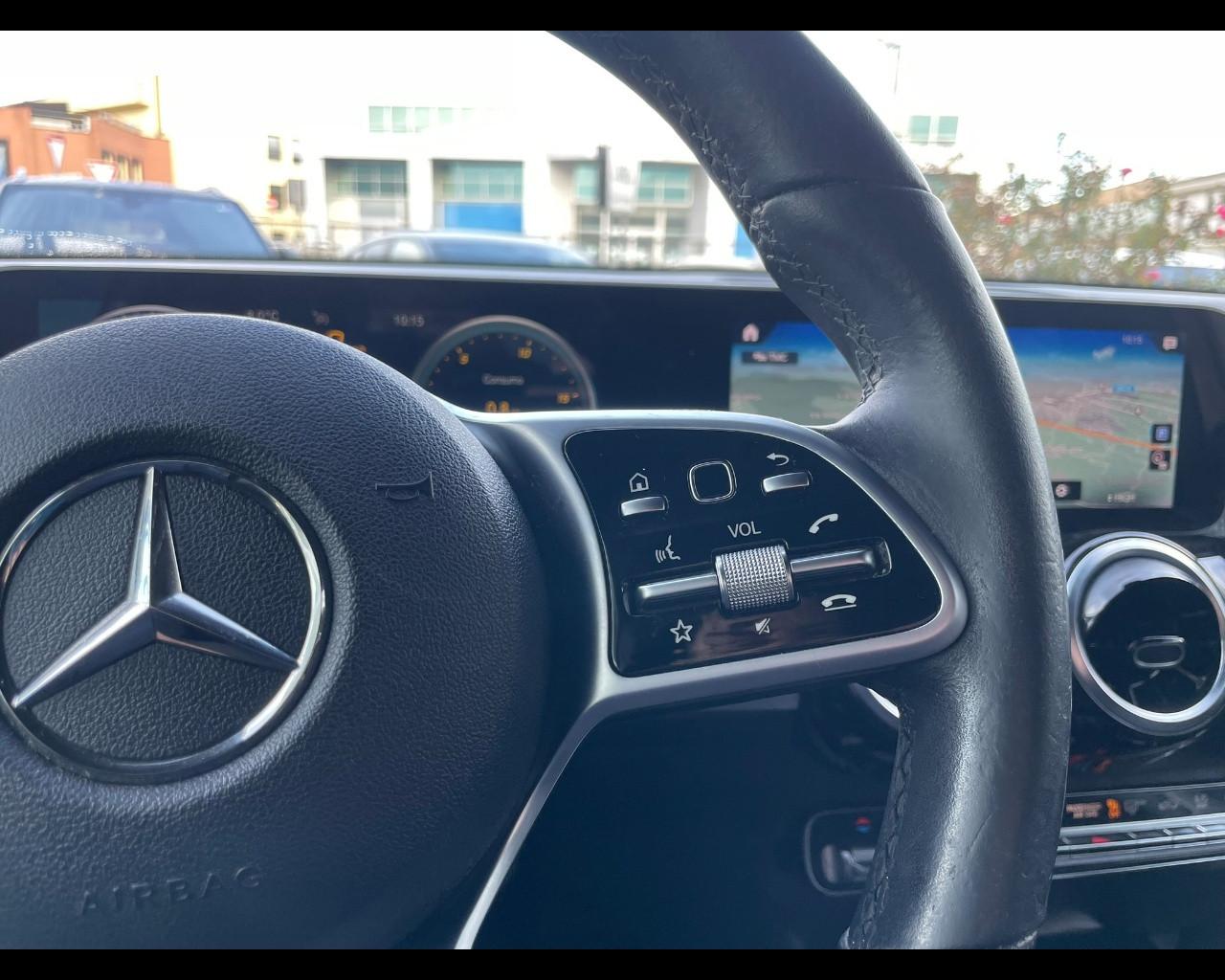 Mercedes-Benz GLB (X247) - GLB 200 d Automatic 4Matic Sport Plus