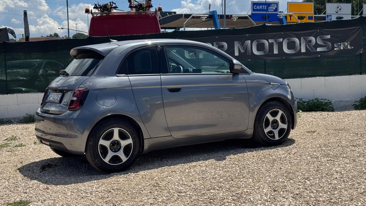 Fiat 500 500e 3+1 42 kWh Icon