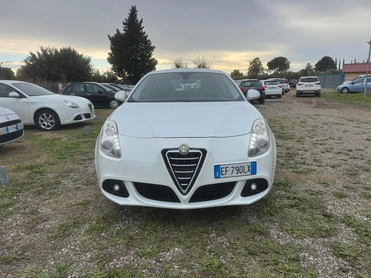 Alfa Romeo Giulietta 1.4 ben SOLAMENTE 134.000 KM