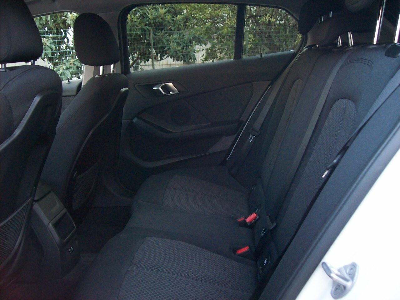 Bmw 116d 5p Steptronic Business Advantage