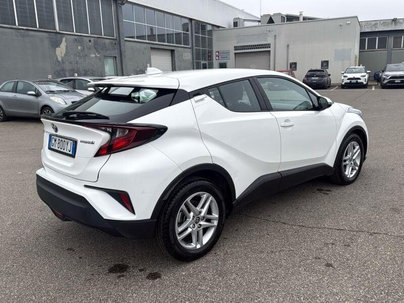 Toyota C-HR C-HR 1.8 Hybrid E-CVT Active