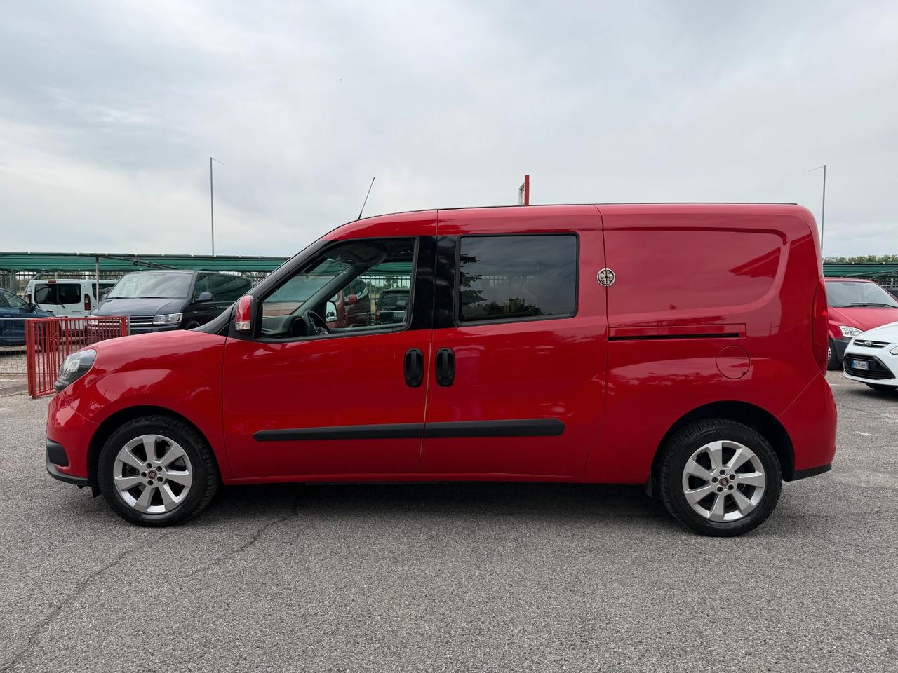 Fiat Doblo 1.6 MJT 120CV S&S PL COMBI MAXI LOUNGE - GANCIO TRAINO