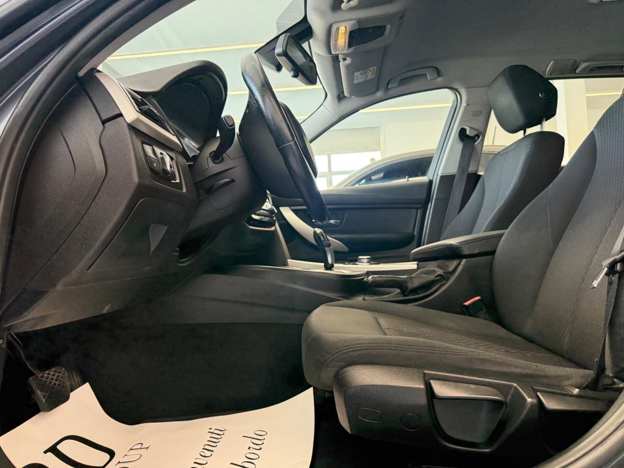 BMW 316d Touring Sport automatica okneopatentati
