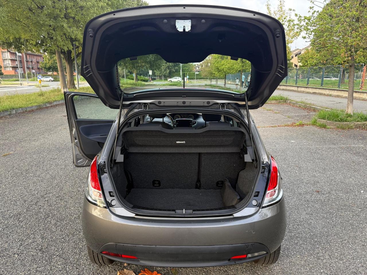 Lancia Ypsilon 1.2 69 CV 5 porte GPL Ecochic