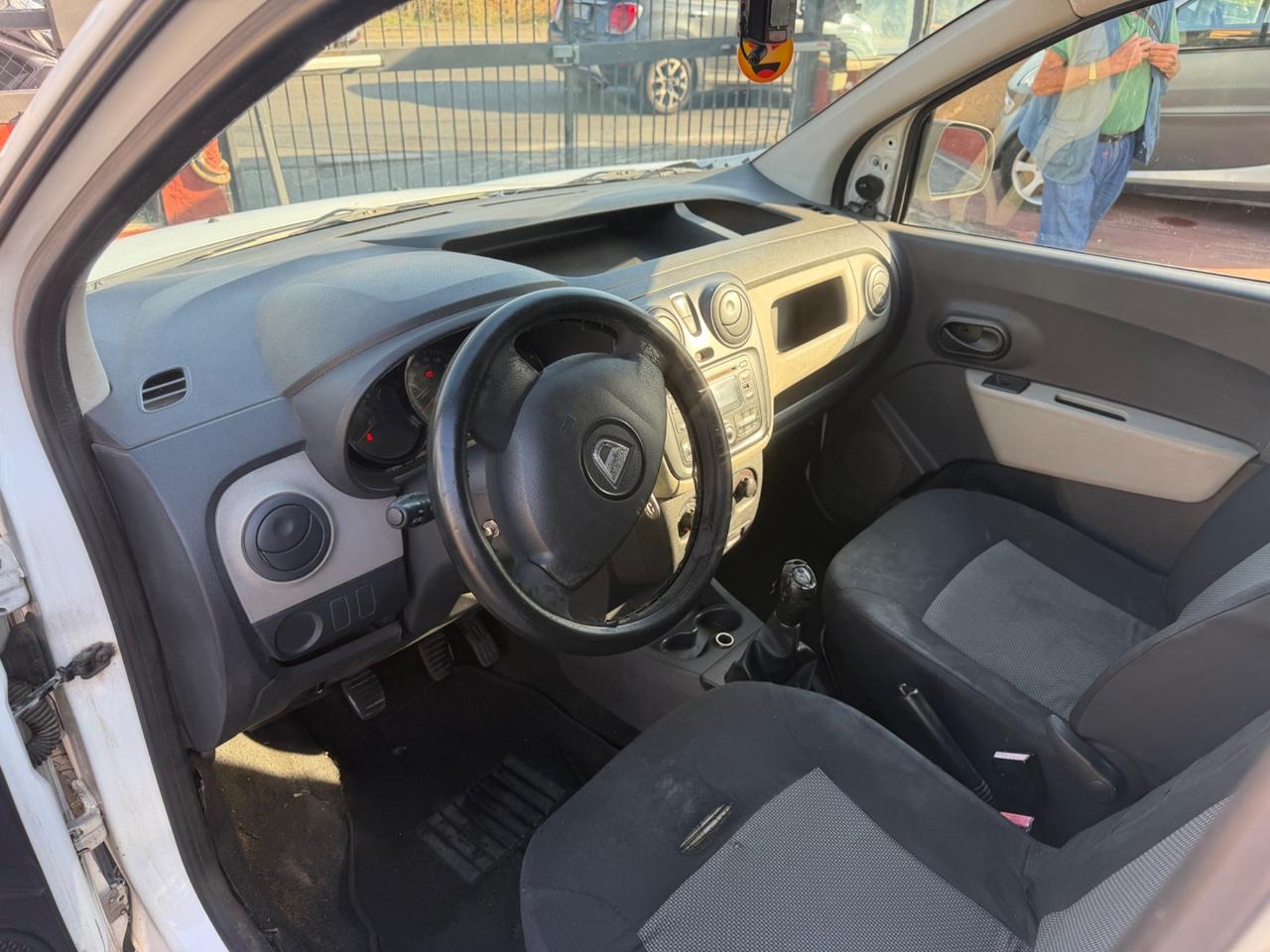 Dacia dokker 1.5 sci autocarro full