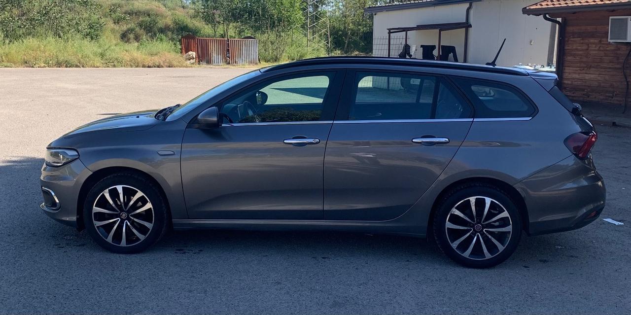 Fiat Tipo 1.6 Mjt S&S SW Lounge 90000 KM