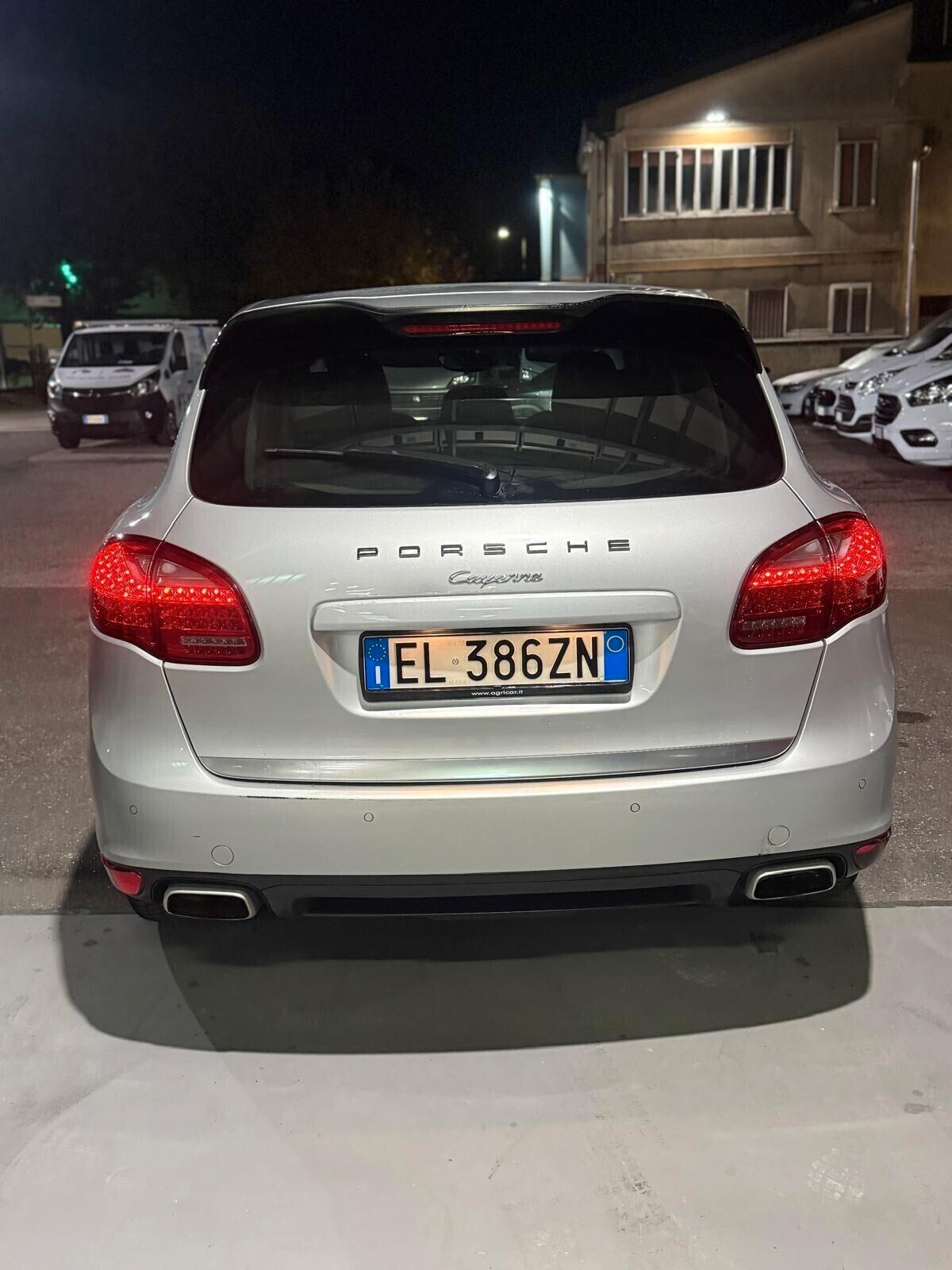 Porsche Cayenne 3.0 Diesel tiptronic 173000km