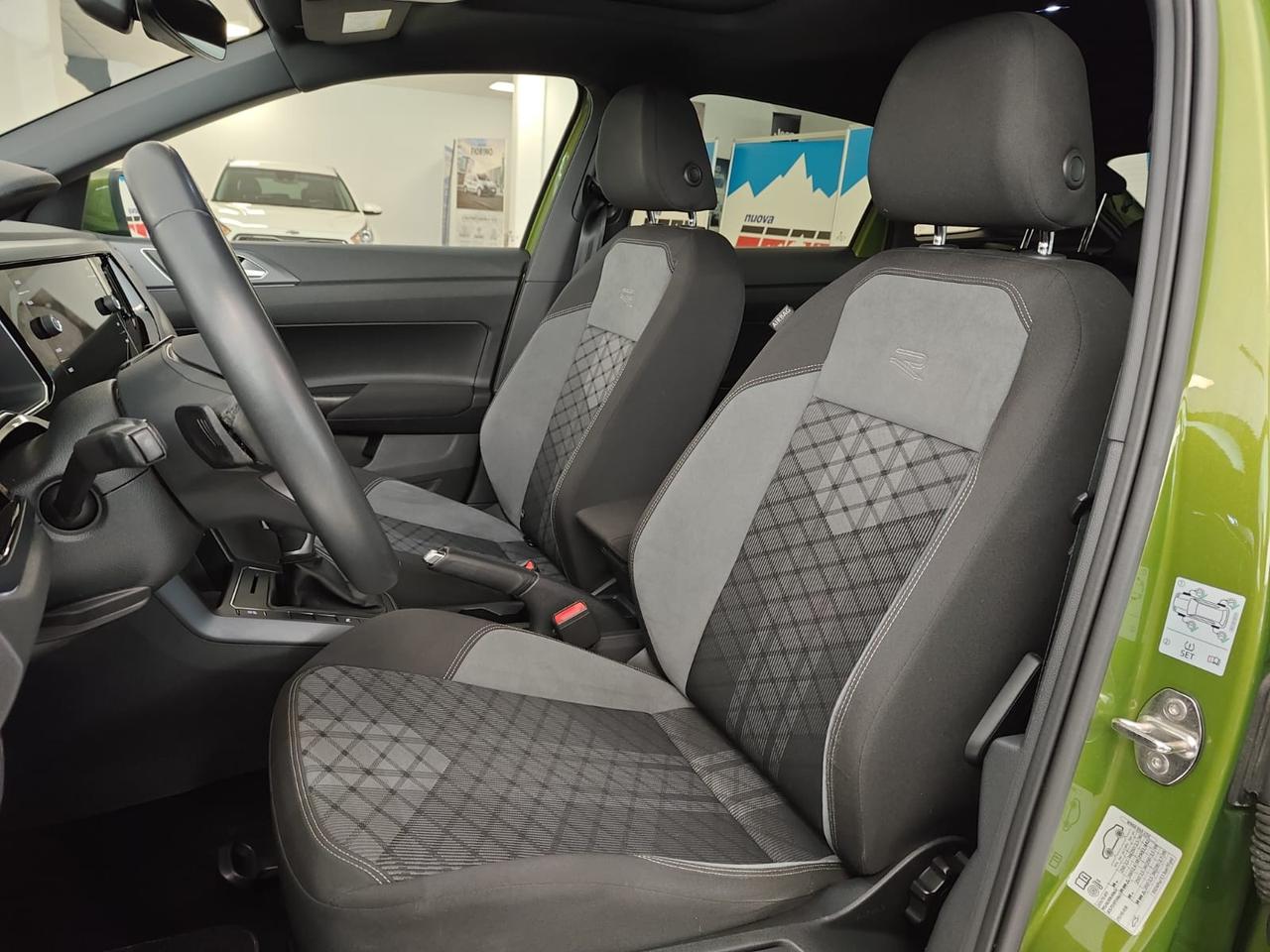 VOLKSWAGEN Taigo 1.5 tsi R-Line 150cv dsg