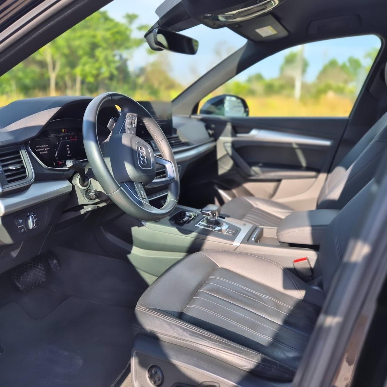 Audi Q5 40 TDI 204 CV quattro S tronic Identity Black