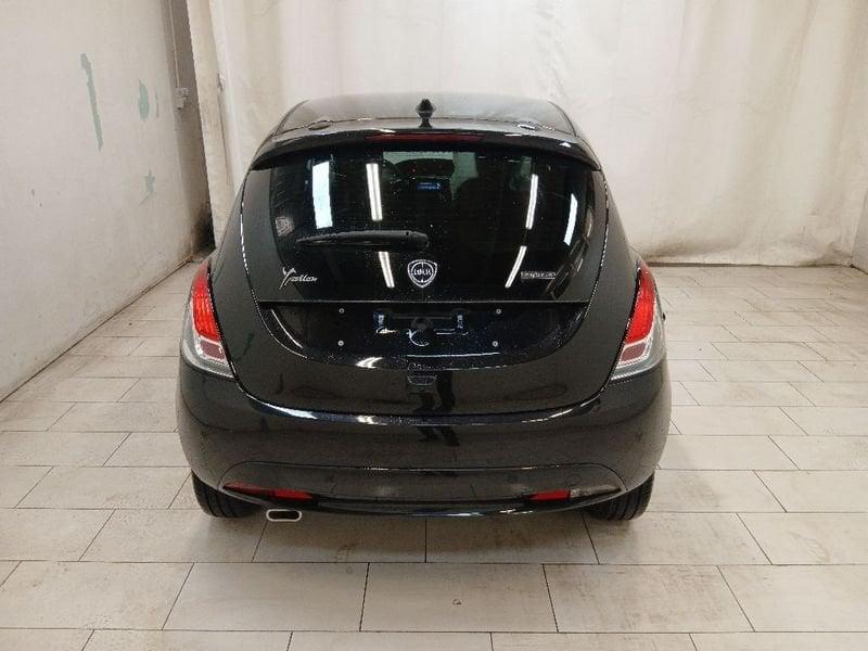 Lancia Ypsilon 1.0 firefly hybrid Gold Plus s&s 70cv 5p.ti