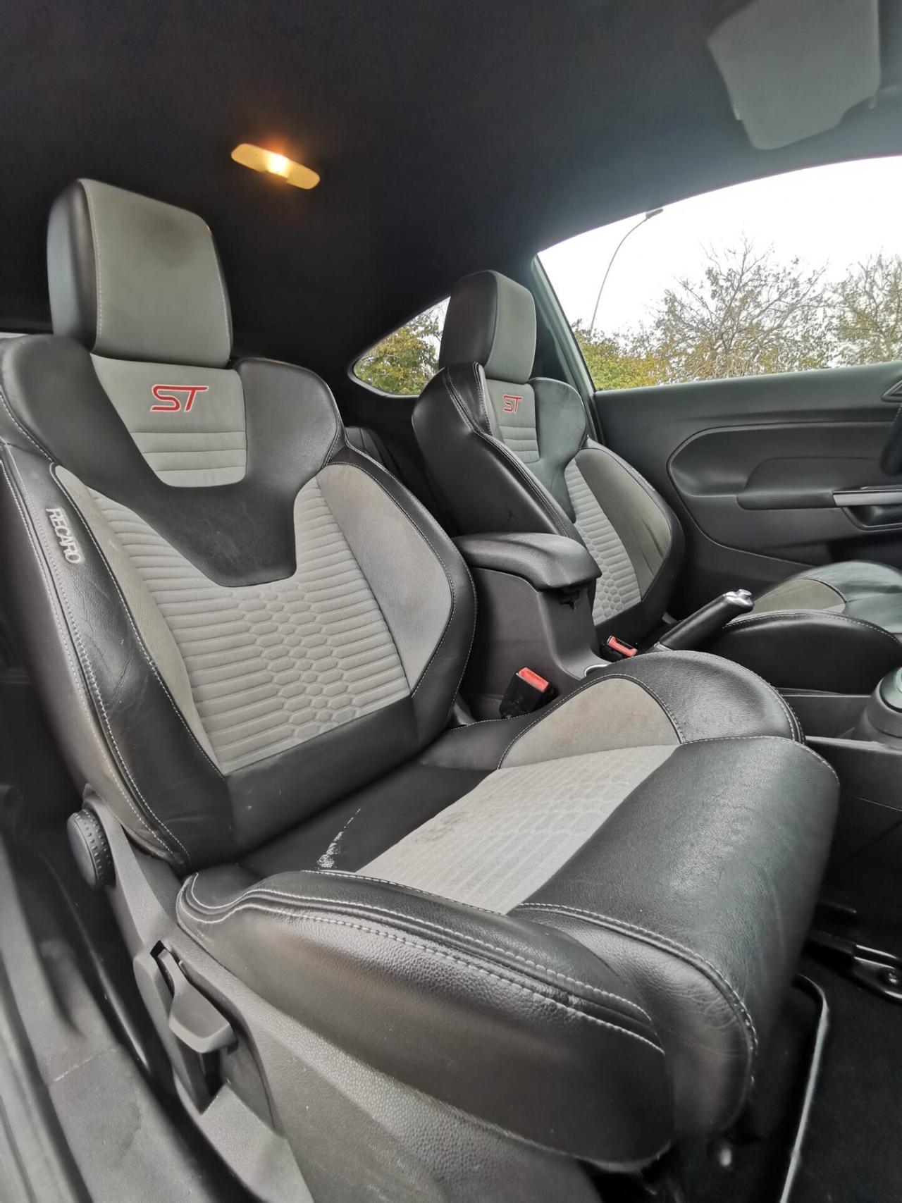 Ford Fiesta 1.6 182CV 3 porte ST - 2015