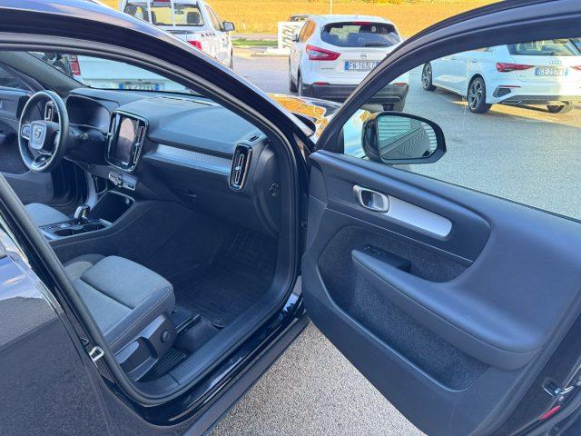 VOLVO XC40 T2 automatico Core Benzina 1.5 PROMO