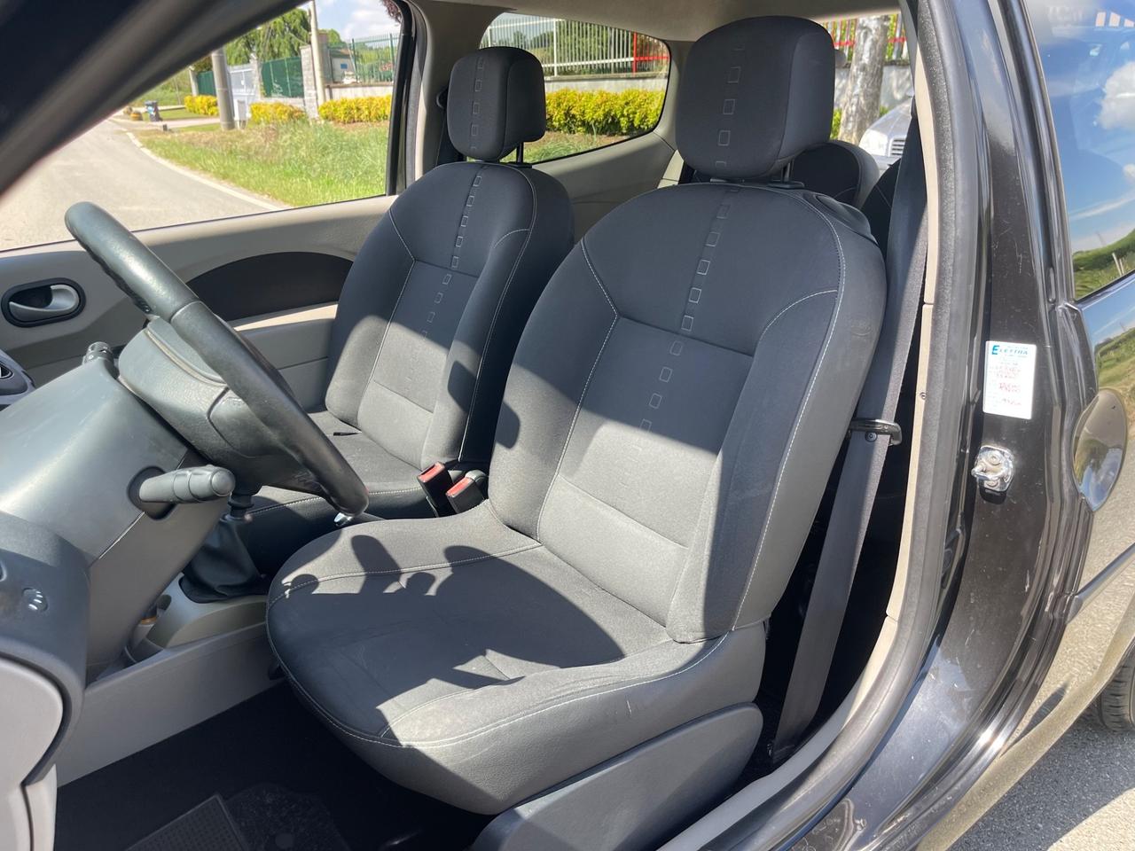 Renault Twingo 1.2 8V Le Iene