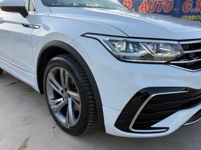 VOLKSWAGEN Tiguan 2.0 TDI R-Line TETTO APRIBILE