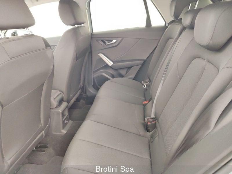 Audi Q2 1.5 35 TFSI IDENTITY BLACK