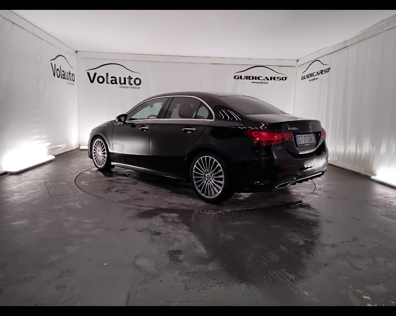 Mercedes-Benz Classe A - V177 2023 - A 180 d AMG Line Advanced Plus auto