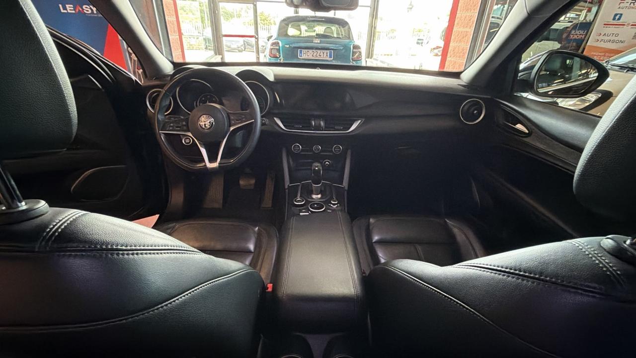 Alfa Romeo Stelvio 2.2 Turbodiesel 190 CV AT8 Q4 Sport-Tech