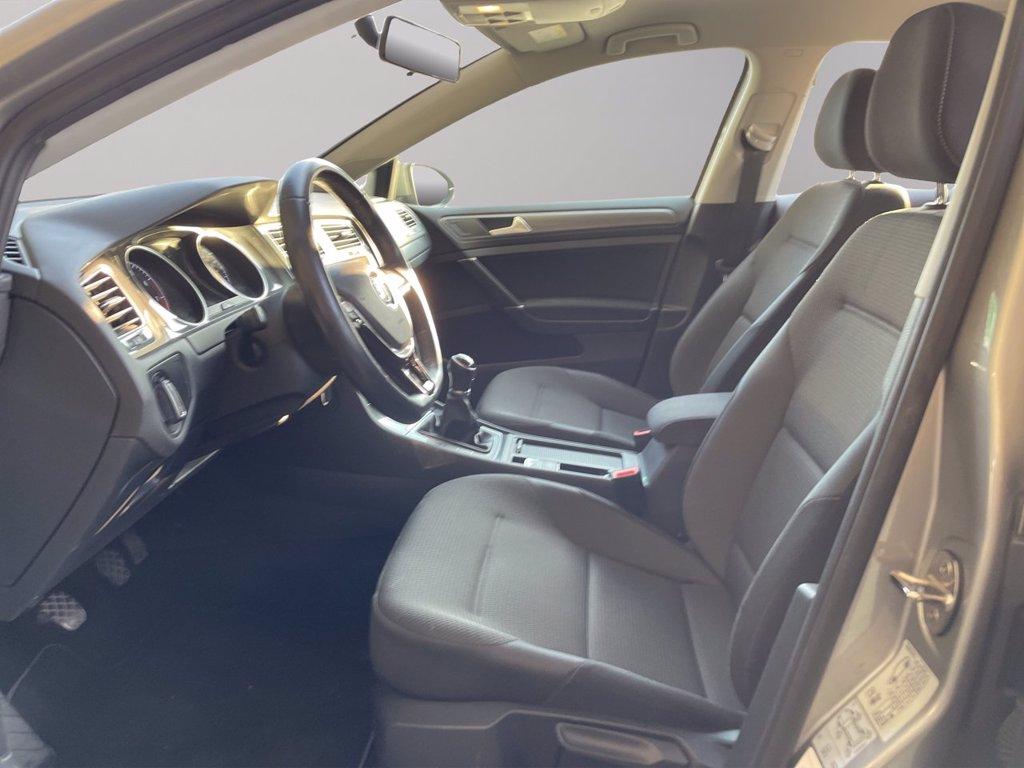 VOLKSWAGEN Golf 5p 1.4 tgi highline 110cv del 2017