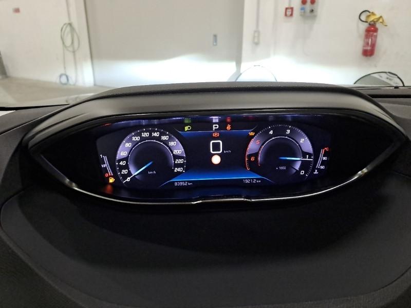 PEUGEOT 5008 BLUEHDI 130 ACTIVE BUSINESS EAT8 S/S AUT 5 PORTE SUV