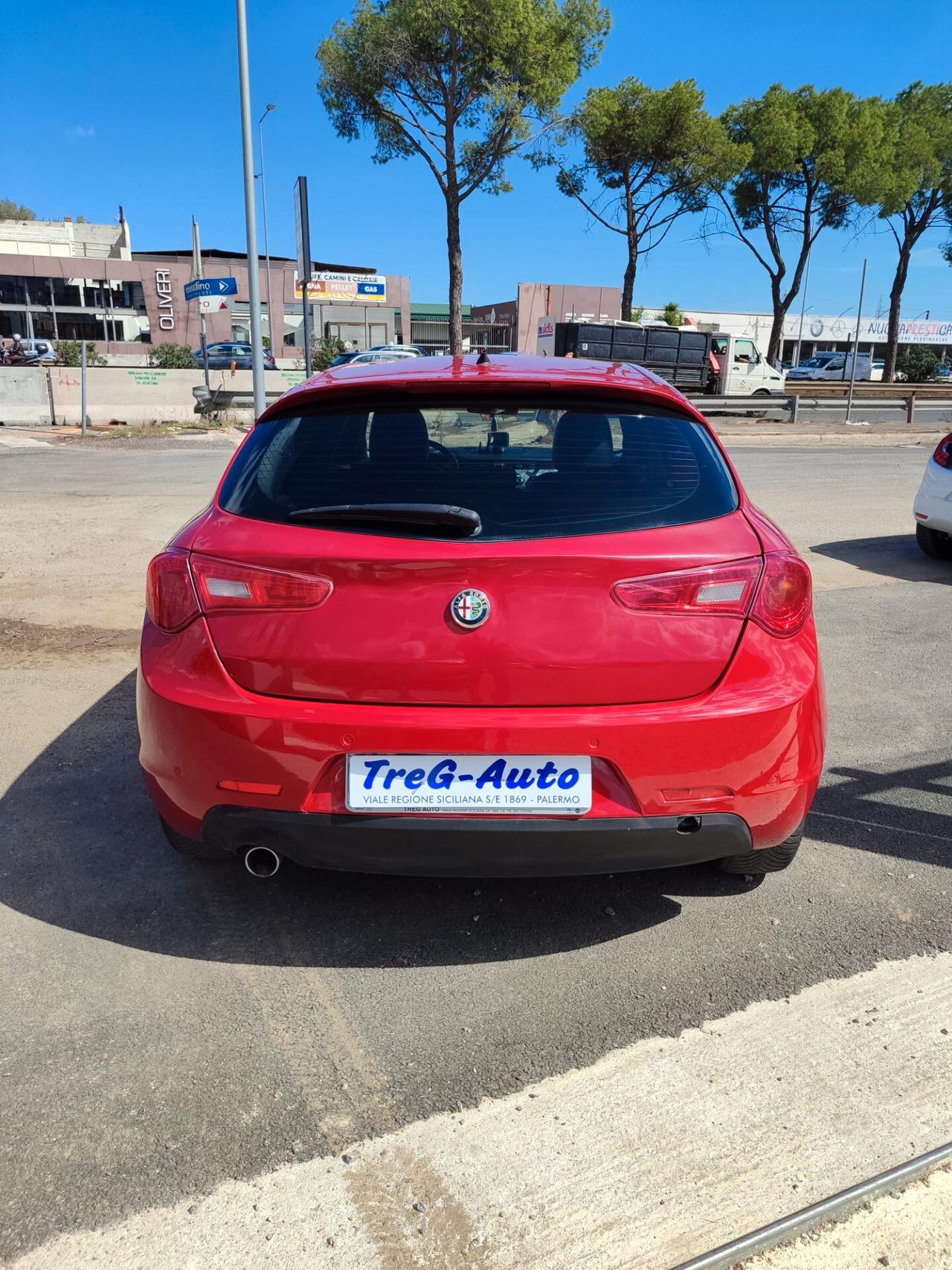 Alfa Romeo Giulietta 1.6 JTDm-2 105 CV Distinctive