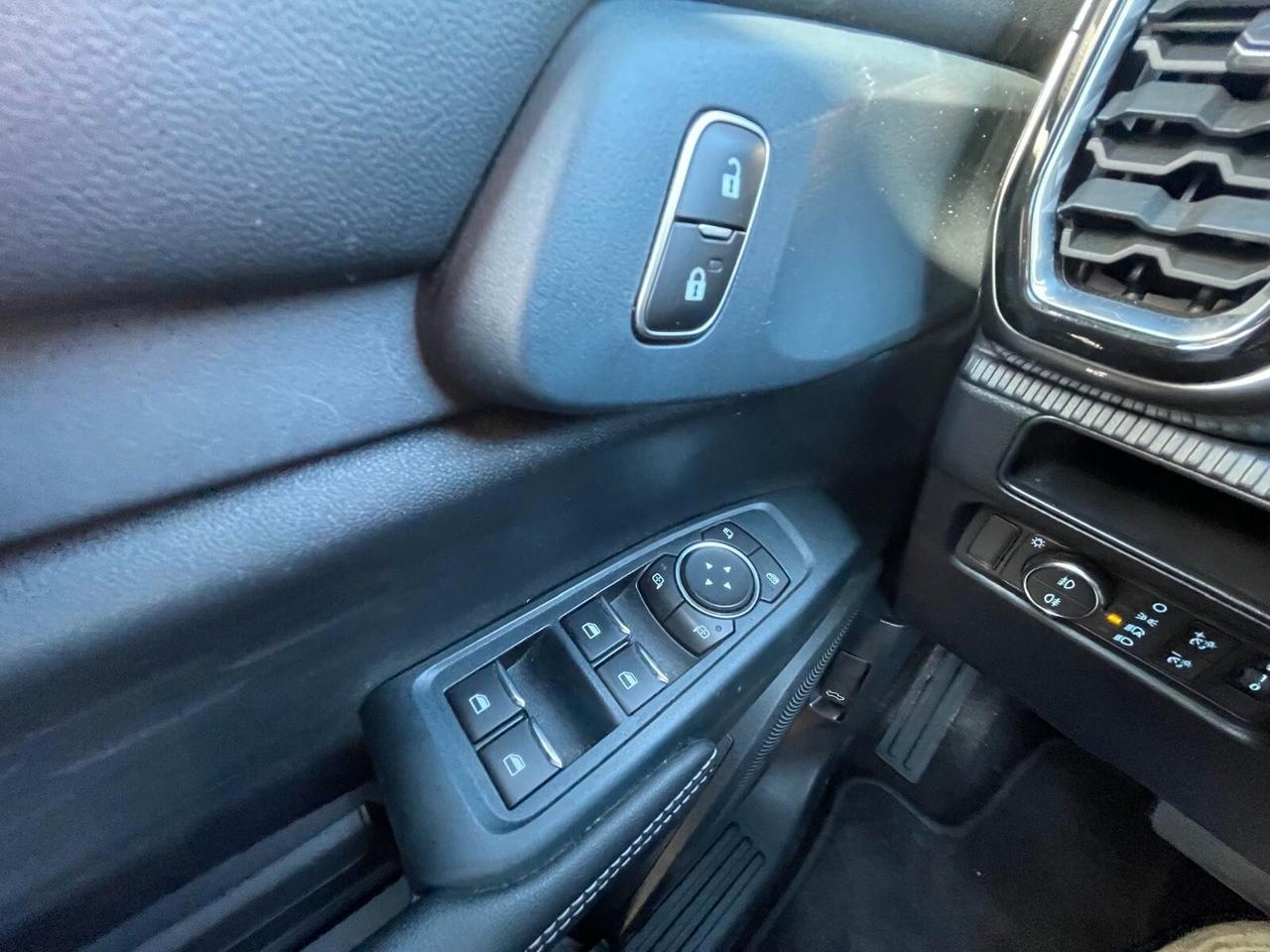 Ford Ranger 2.0 ECOBLUE aut. Super Cab XLT 5 posti