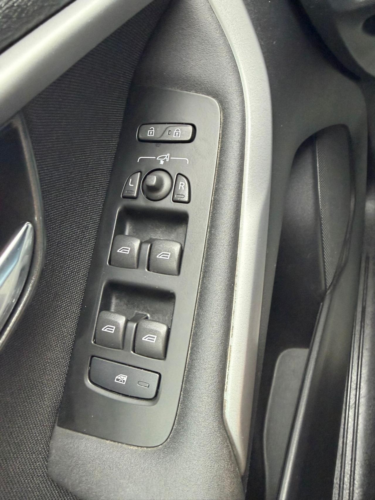 Volvo V40 Diesel- Anche Permuta-Neopatentati