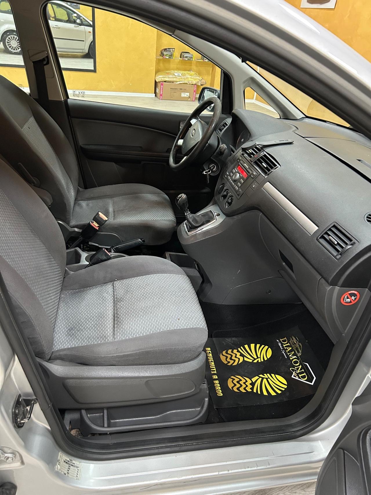 FORD C-MAX 1.6 Tdci 110 cv “X LAVORO” -2005