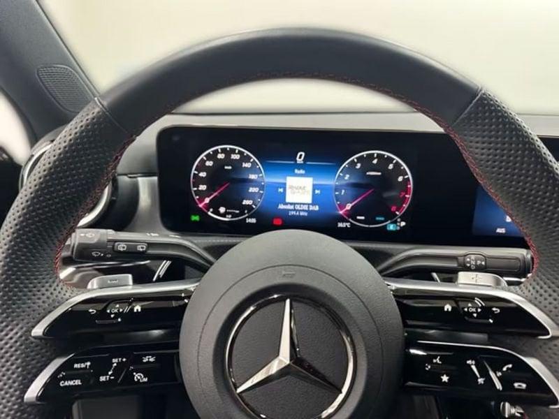 Mercedes-Benz Classe A A 200 Premium AMG LED NAVI