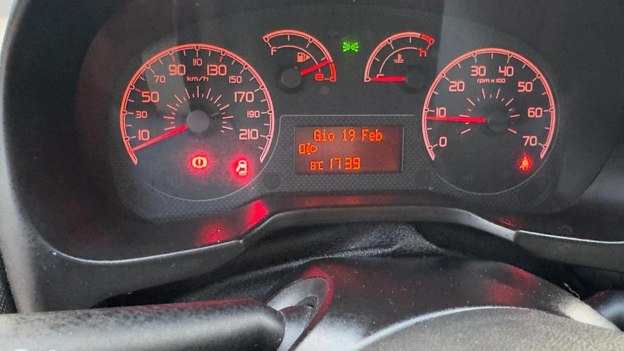 Fiat Qubo 1.3 MJT 95 CV Trekking