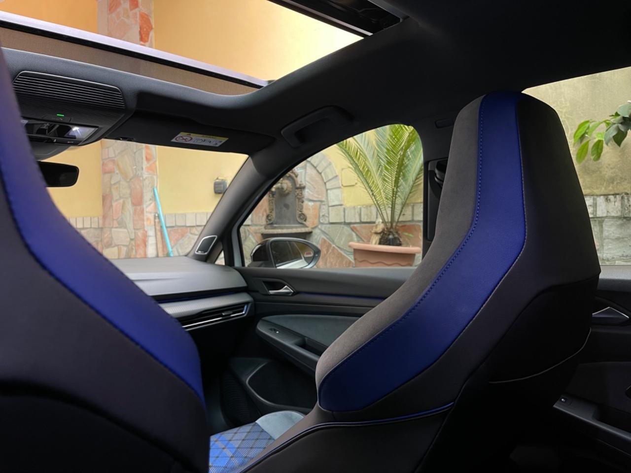Volkswagen Golf serie 8 TSI R DSG 4Motion,SUPER FULL.