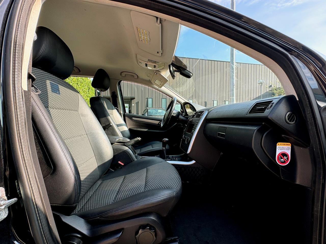 MERCEDES A180(benz)-Pelle,Navi-RESTYLING-2010