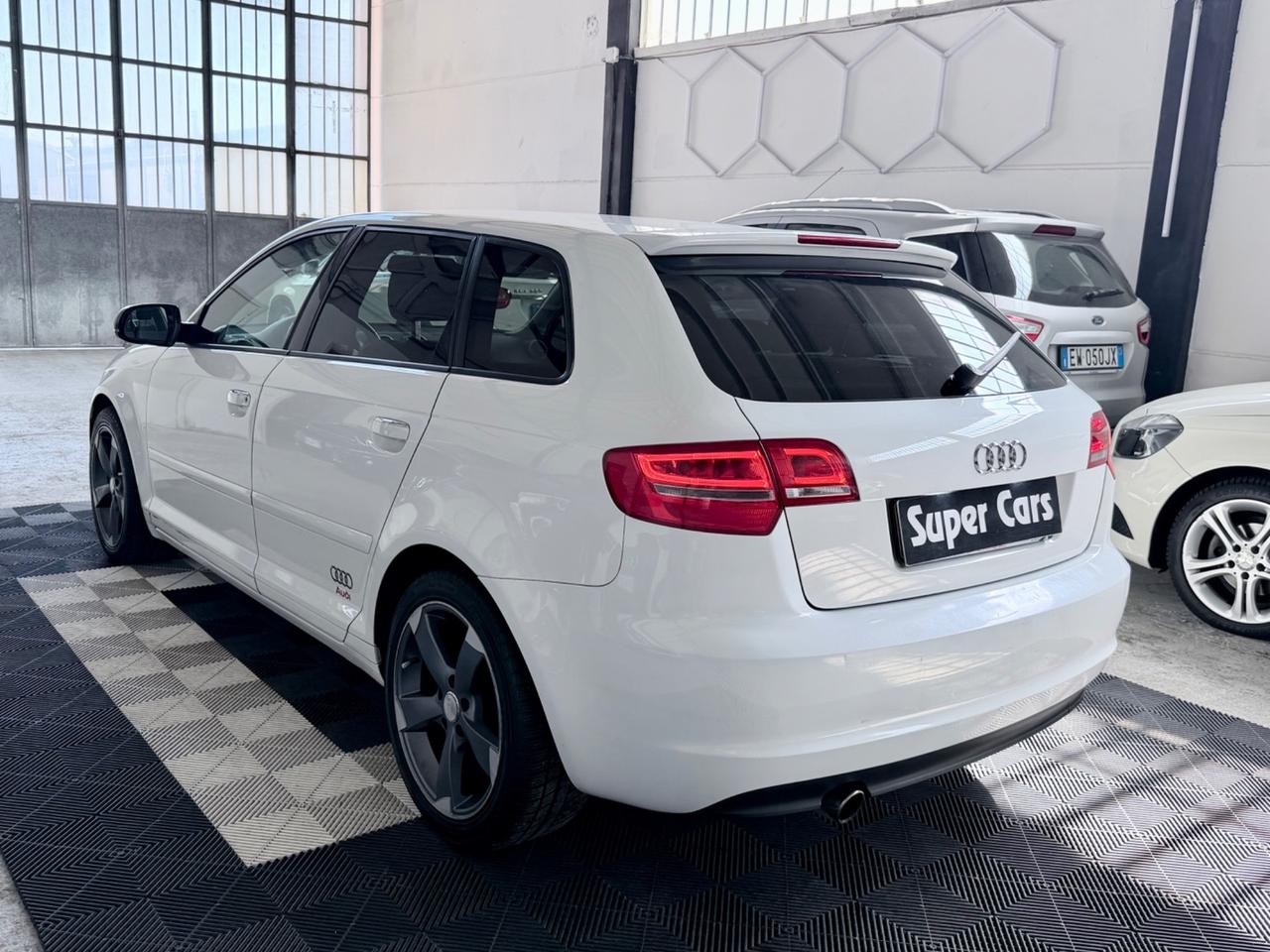 Audi A3 SPB 1.6TDI 105CV S-Line OK NEOPATENTATI