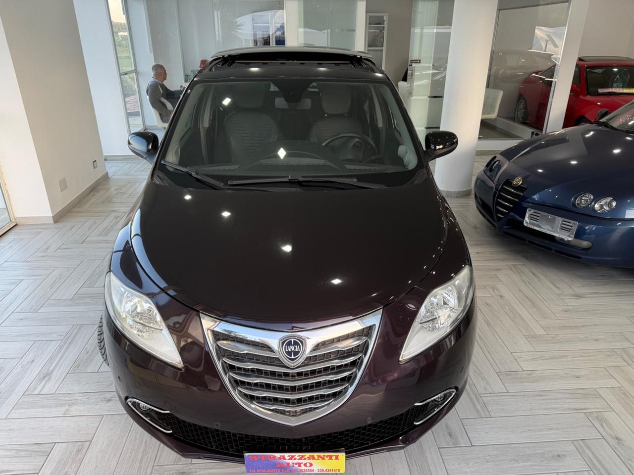 Lancia Ypsilon 1.3MJT95cv Platinum+TETTO APRIBILE2014