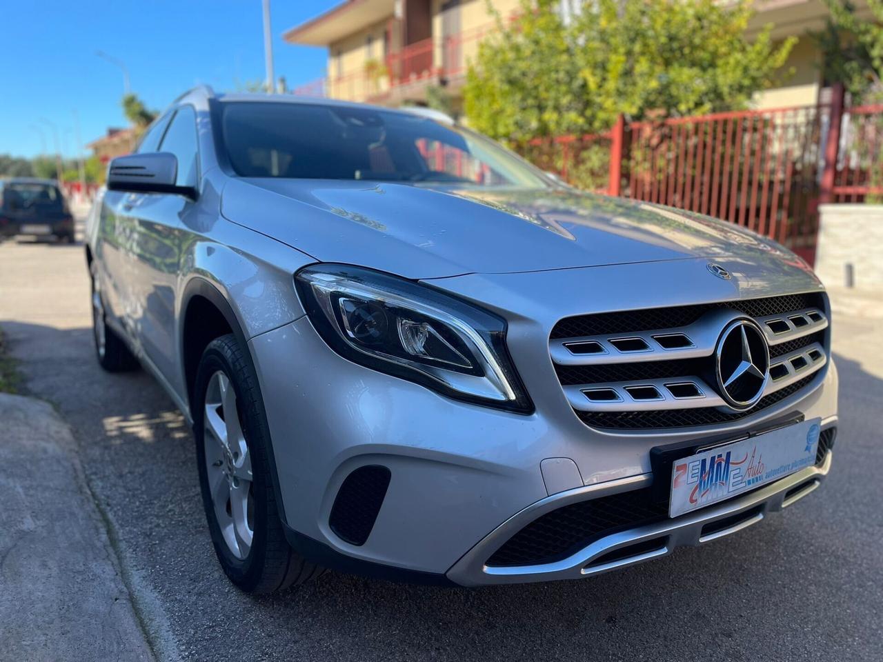 Mercedes-benz GLA 200 d Automatic Premium