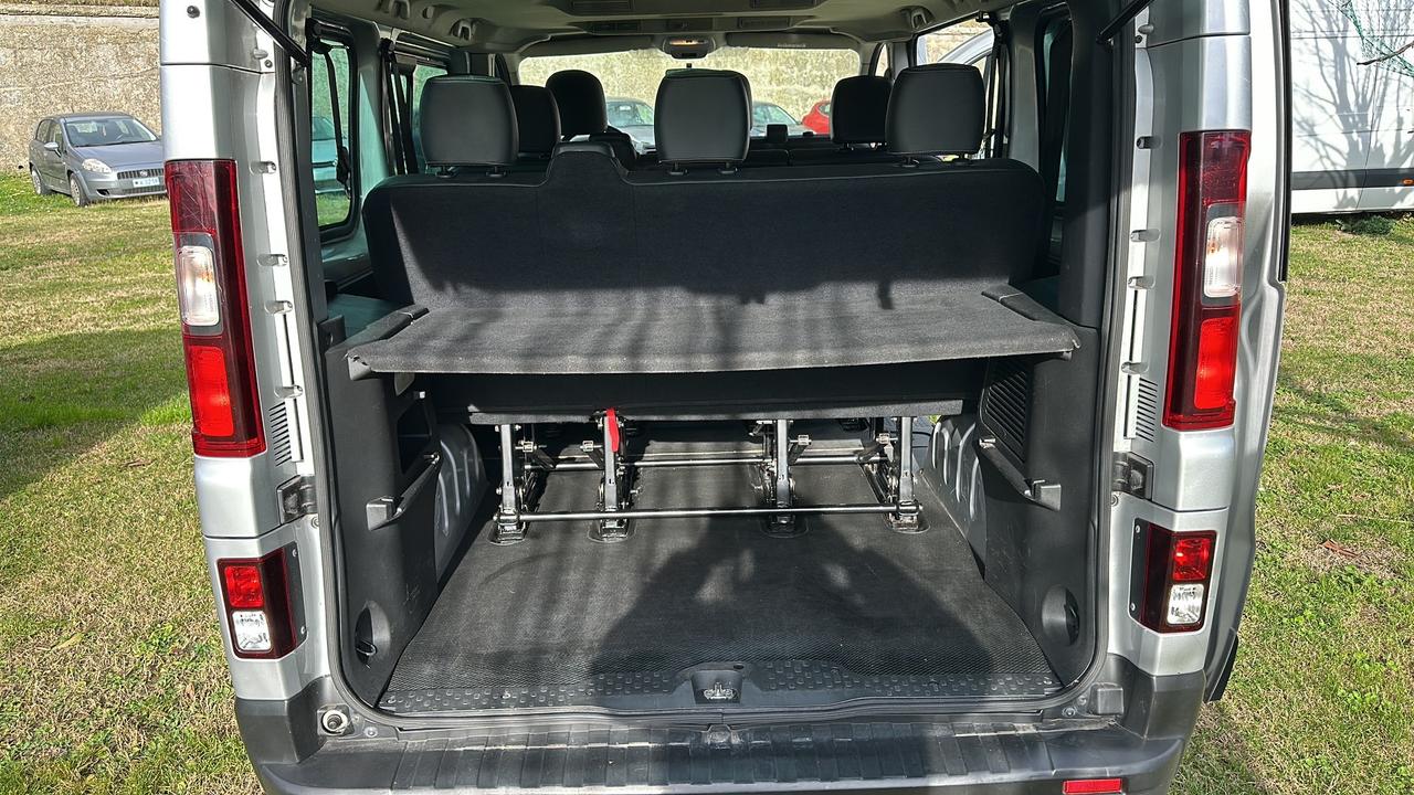 Renault Trafic T29 1.6 dCi 145CV 9 POSTI IVA ESPOSTA BELLISSIMO PERMUTABILE