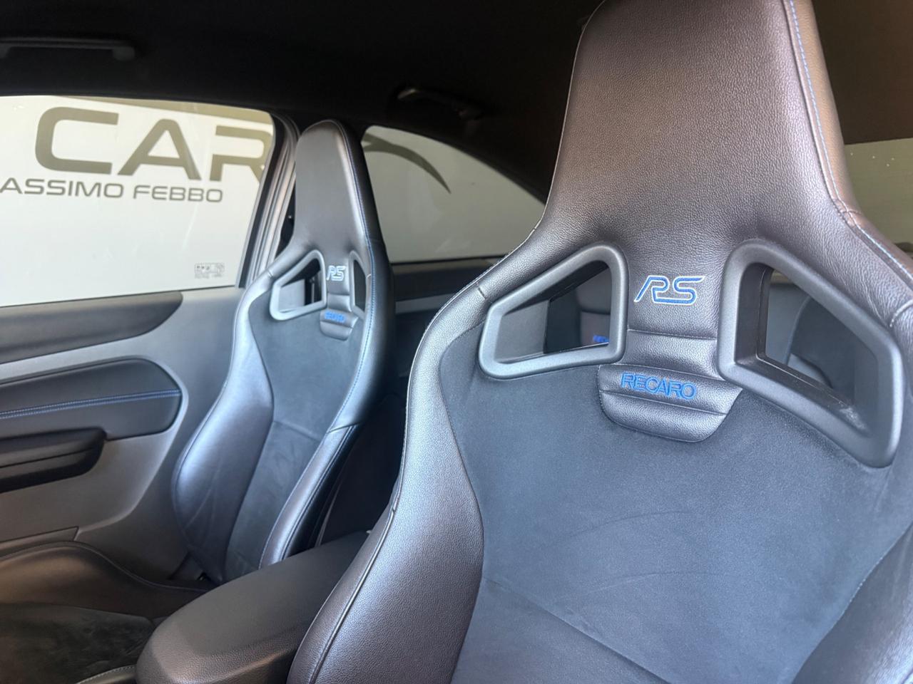 Ford Focus 2.5T (305CV) 3p. RS MK2