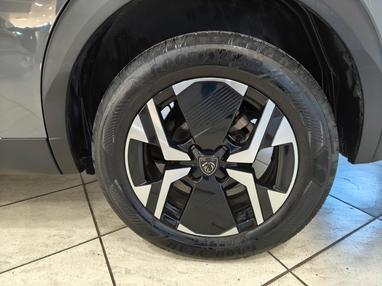 Peugeot 2008 BlueHDi 130 S&S EAT8 GT