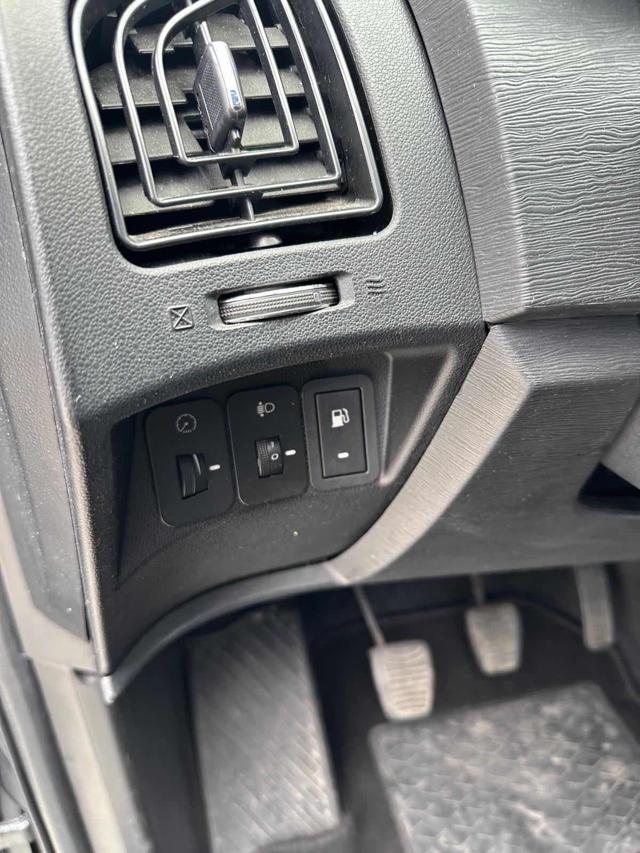 MAHINDRA XUV500 2.2 16V AWD W8