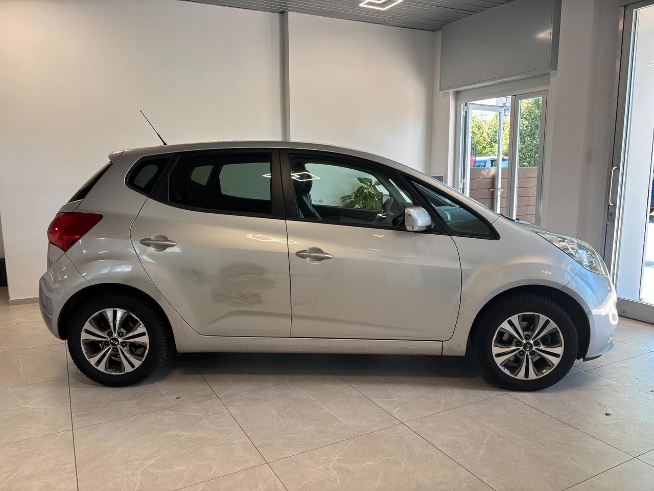 Kia Venga 1.4 CVVT Cool