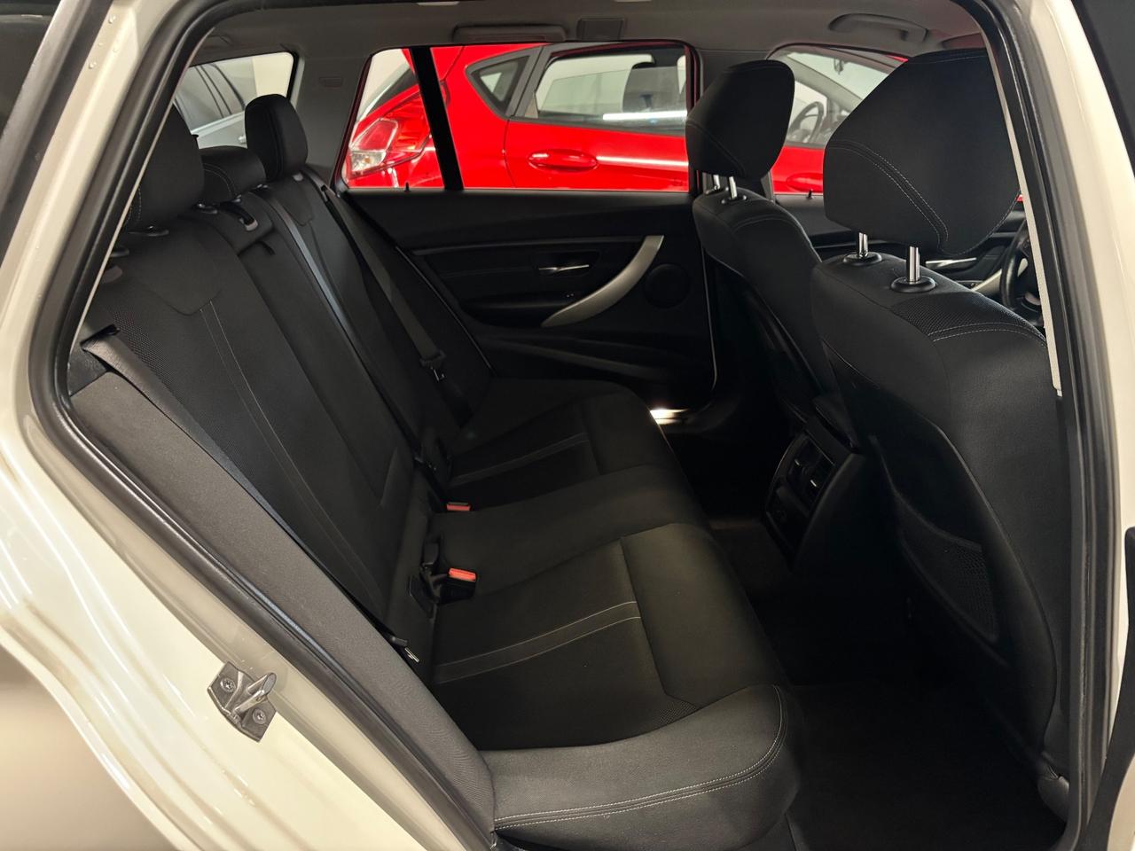 Bmw 320d xDrive Luxury |BIANCO PERLA AUTOMATICA |