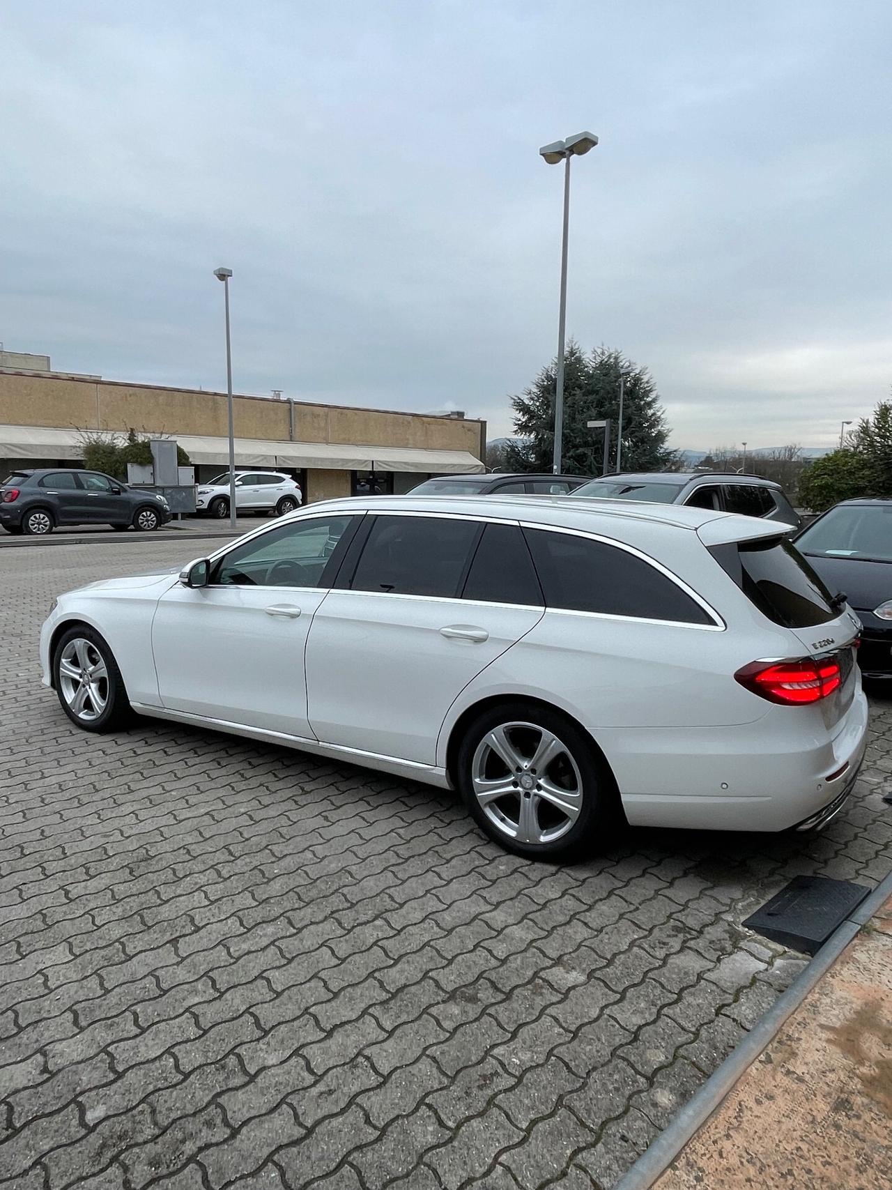 Mercedes-benz E 220 d S.W. Auto Exclusive