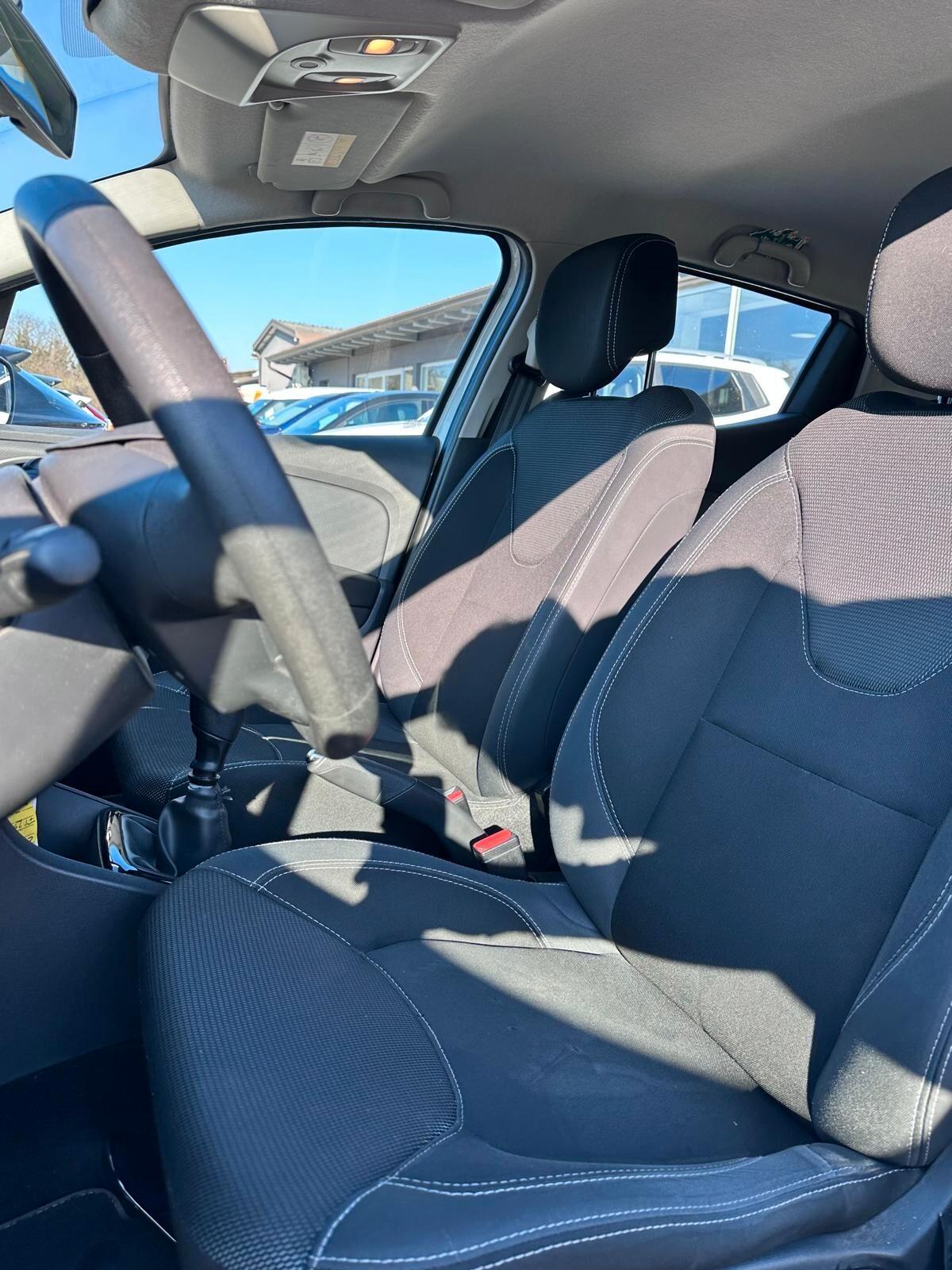 Renault Clio VAN dCi 8V 75 CV 5 porte Moschino Zen