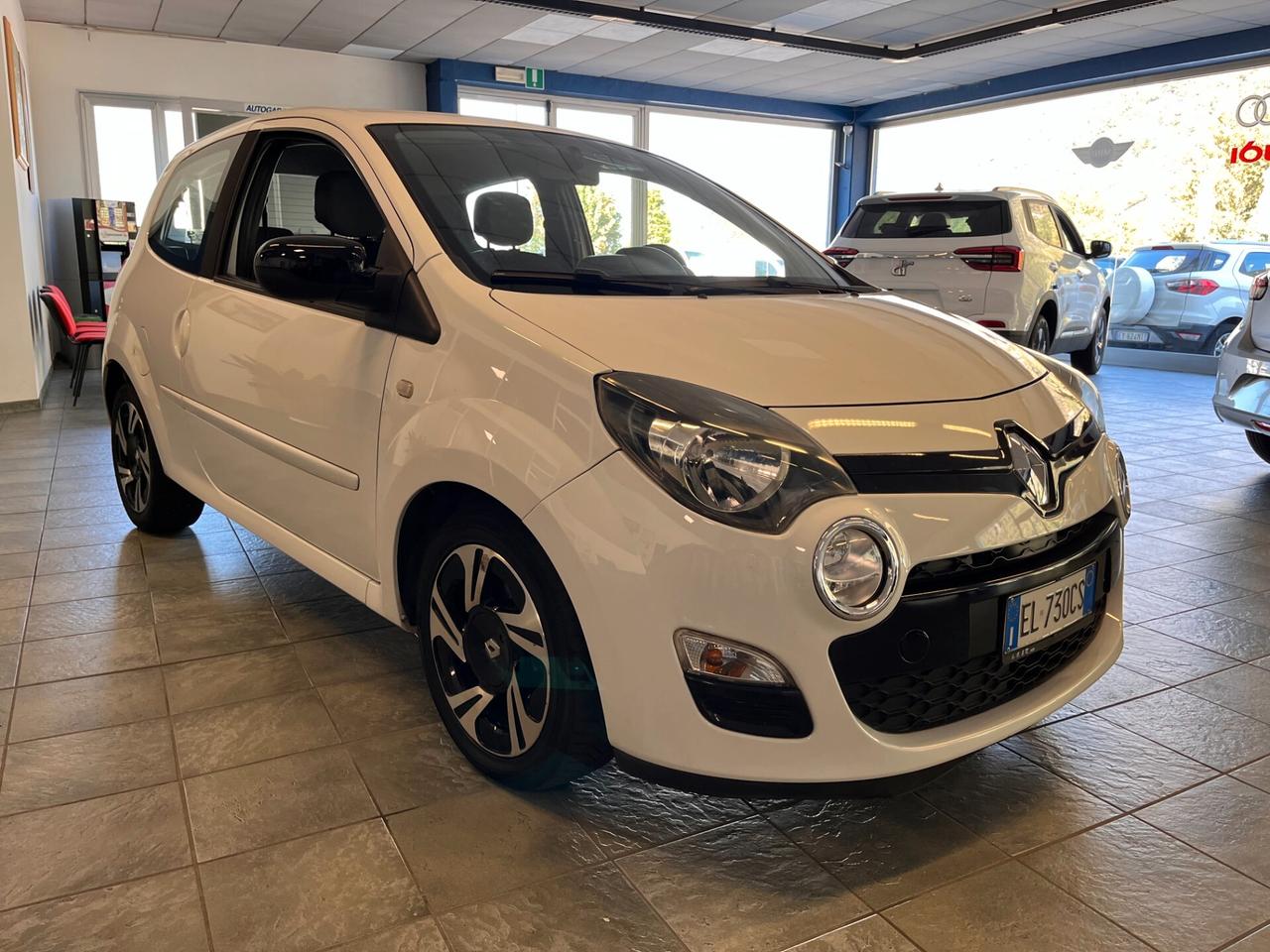 Renault Twingo 1.2 LIVE-CAMBIO AUTOMATICO-NEOPATENTATI