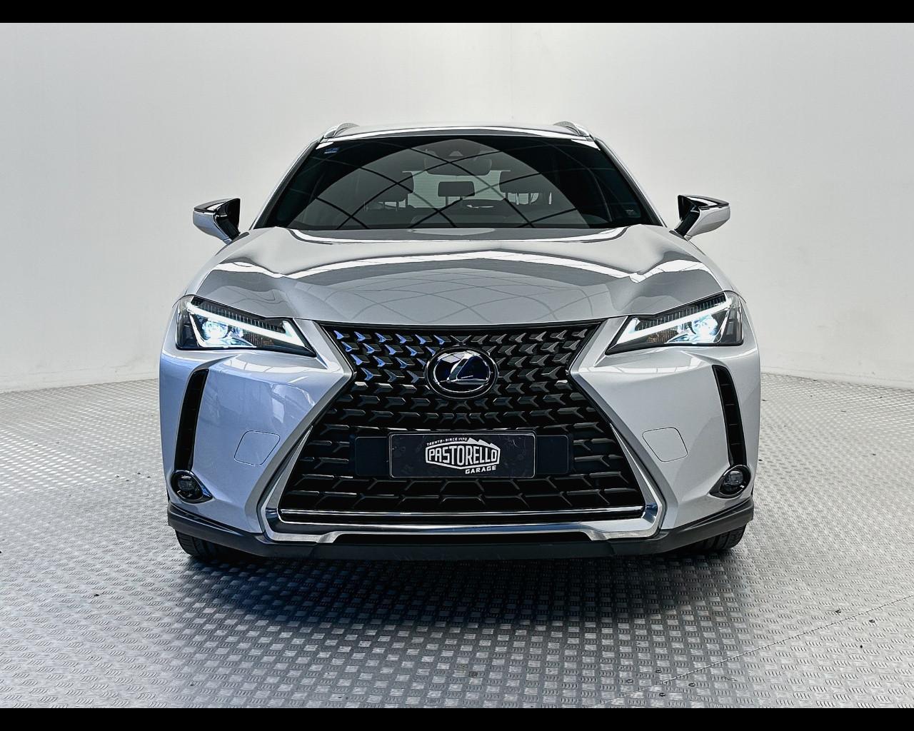 LEXUS UX - UX Hybrid 4WD Executive