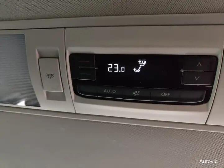 Volkswagen Caravelle 2.0 TDI 110CV PC Trendline