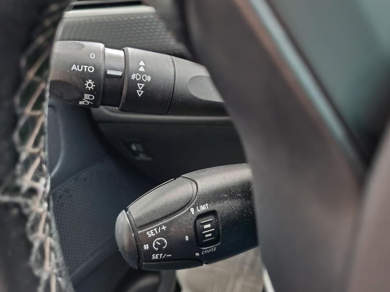 Peugeot 2008 1.6 BlueHDi 120cv Crossway 2016