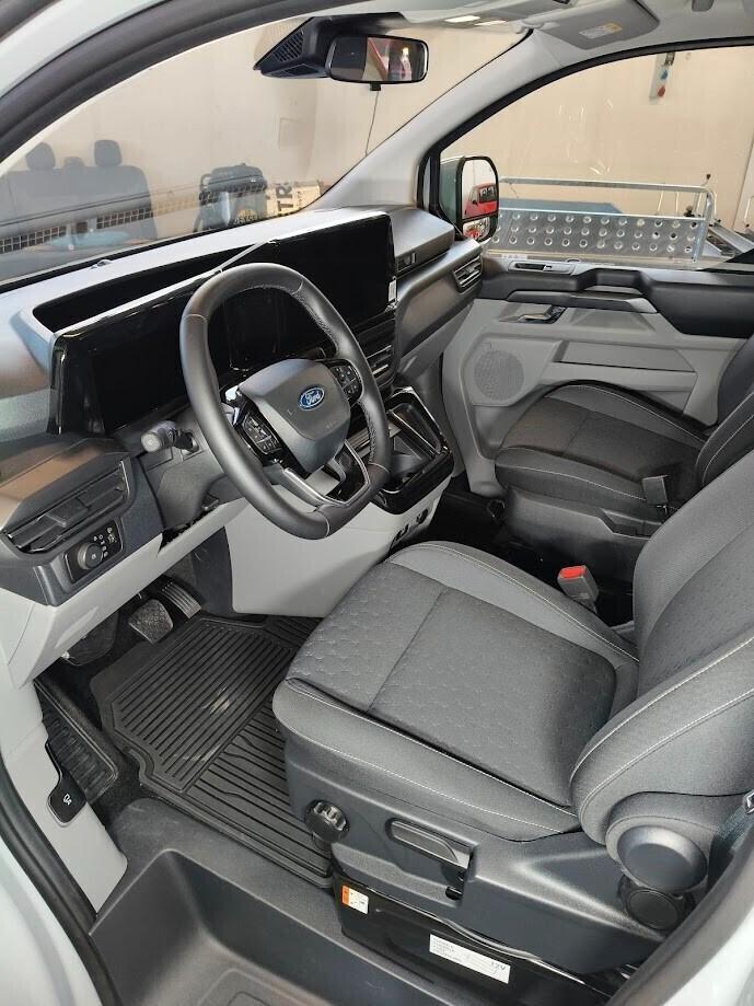 Ford TOURNEO CUSTOM PANAMA PEAK P50+ 2.0 TD 170CV AUTOMATICO