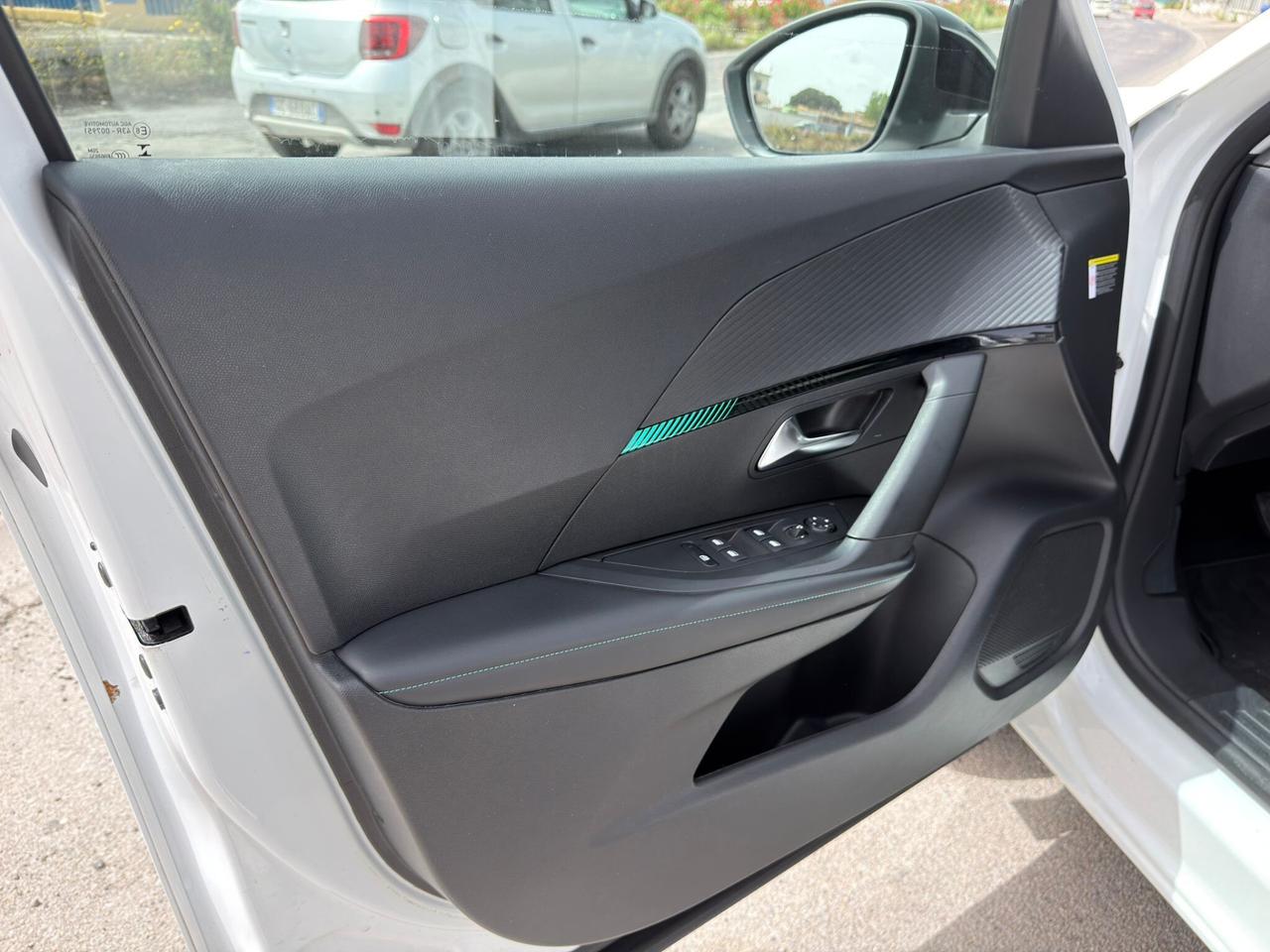 Peugeot 2008 BlueHDi 130 Cv S&S EAT8 Allure Pack